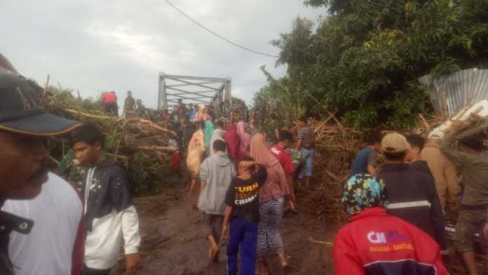 Pascabanjir Bandang di Jeneponto Ditemukan Delapan Mayat