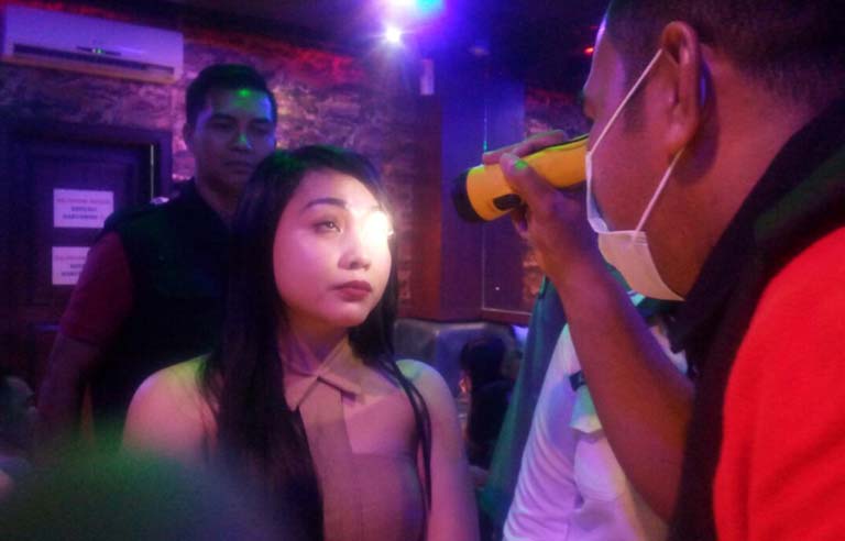 Pacar DJ Golden Dragon Terjaring Rajia BNNP, Urine Positif BB Paket Kecil Sabu Dan Bong