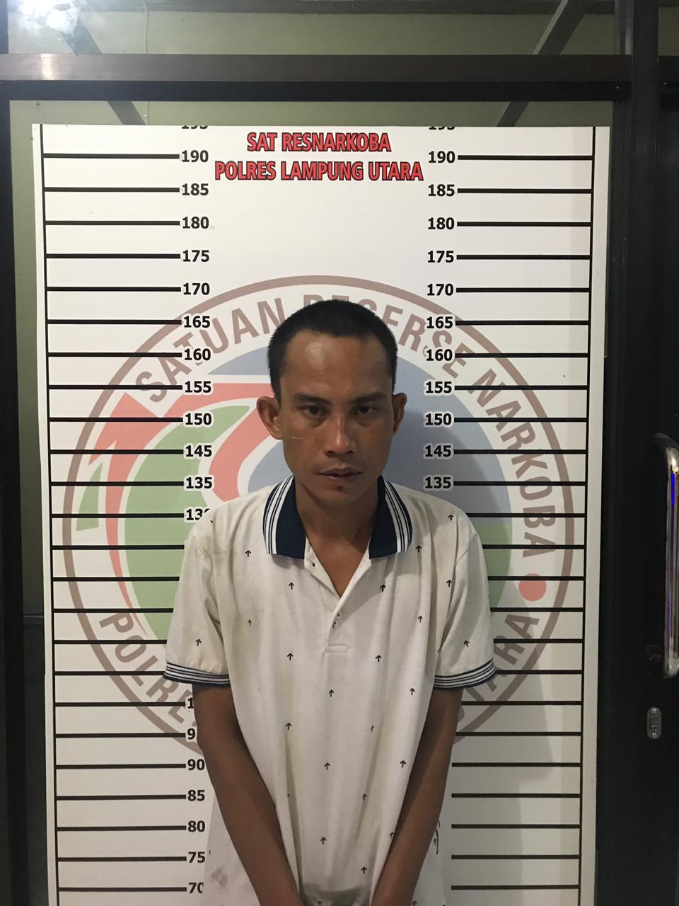 Simpan Shabu di Atas Dinding Toilet, Polisi Sergap Zulkarnaen