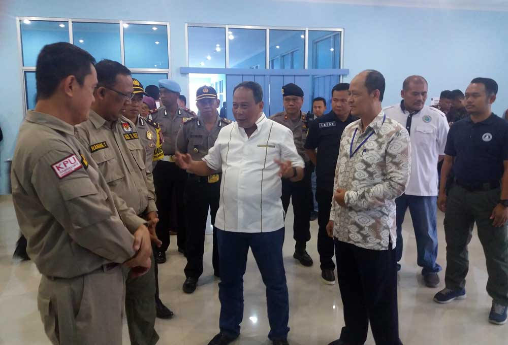 Kapolda Lampung Irjen Suntana Tinjau Proses Tes Kesehatan Cagub di RSUDAM