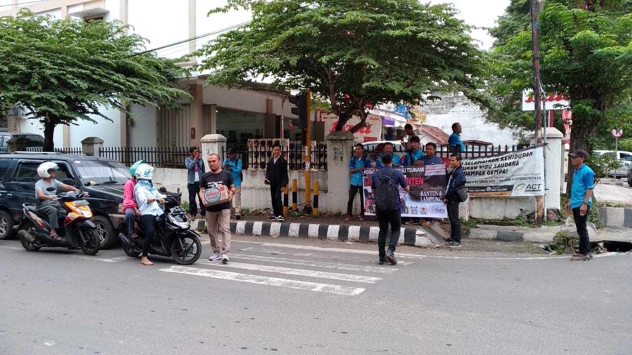 PWI Metro Galang Dana untuk Bantu Korban Tsunami di Lamsel