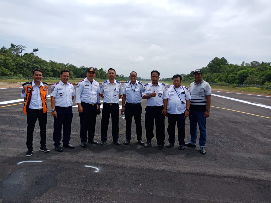 Kemenhub Tinjau Bandara MTK Pesibar