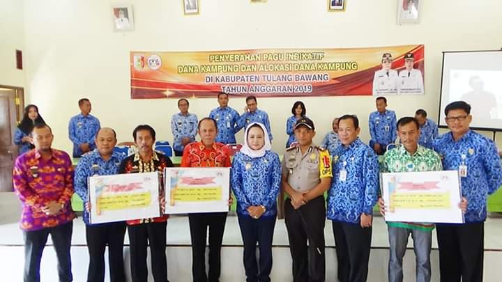 Bupati Tulangbawang Lakukan Penyerahan Pagu Indikatif dan Alokasi Dana Kampung