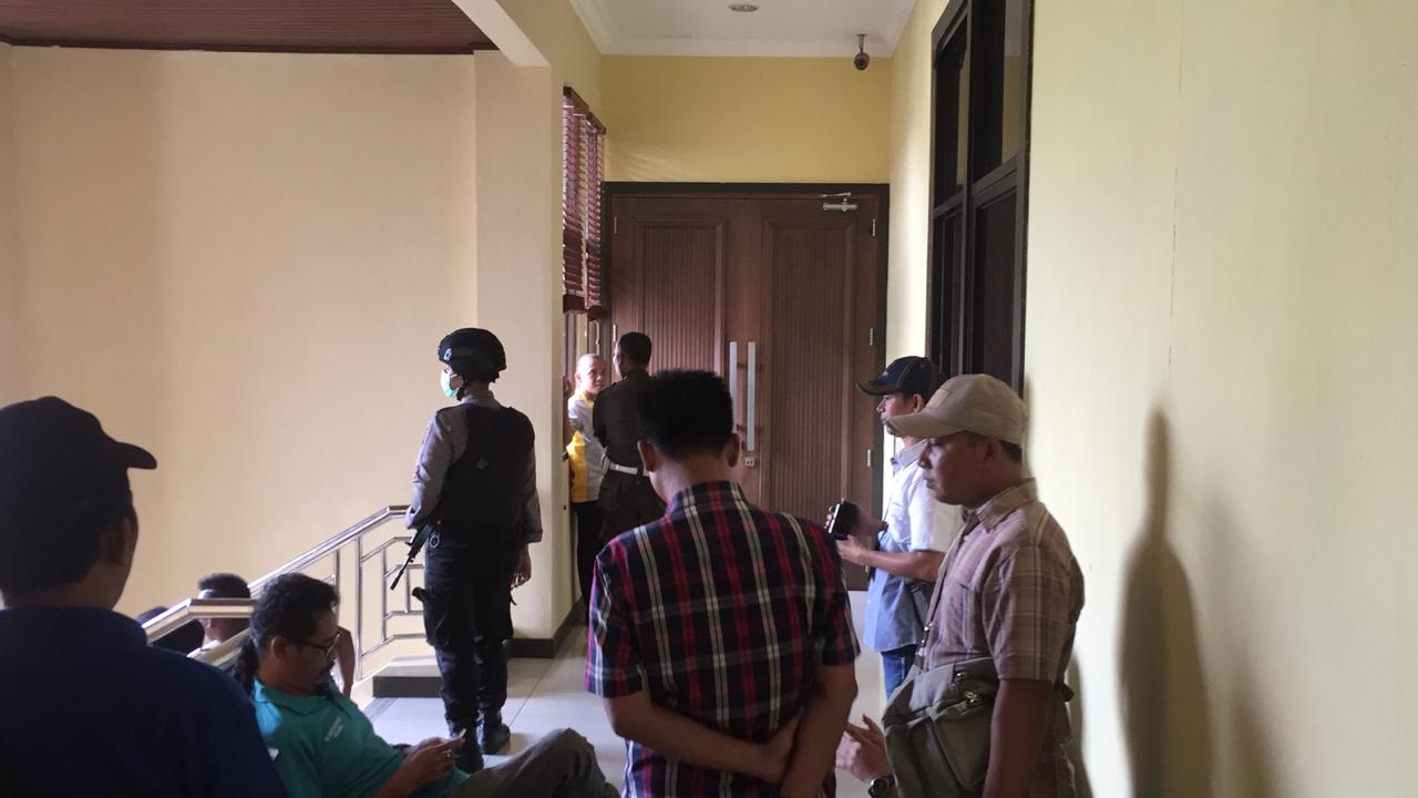 Ruang Kerja Zainuddin  Hasan di Geledah KPK