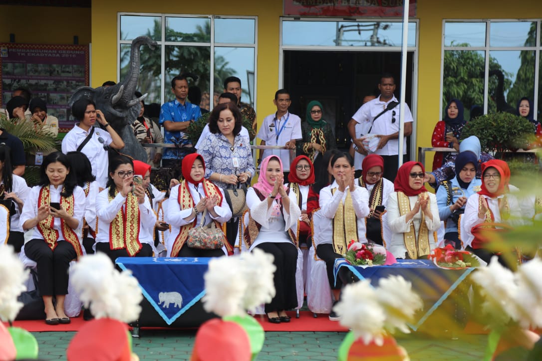 Ibu Negara dan Bunda PAUD Lampung Ajak Anak Gemar Makan Sehat