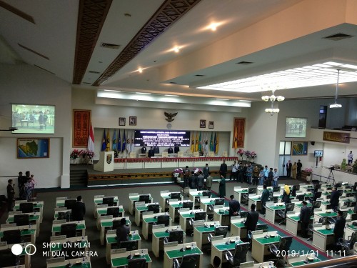 Tiga Anggota DPRD Provinsi Lampung Pindah Partai Resmi PAW