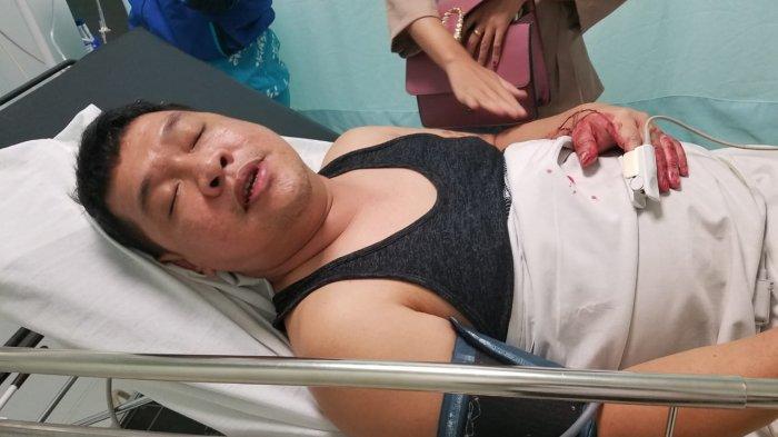 Ditikam Empat Orang Tak di Kenal, Ayen Tumbang Bersimbah Darah