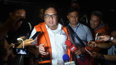 KPK Cuma Pasrah, Buku Merah Aliran Uang ke Kapolri Rusak dan Hilang?