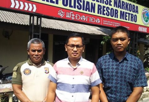 Jualan Narkoba Mantan Polisi Berurusan Dengan Sat Narkoba Polres Kota Metro