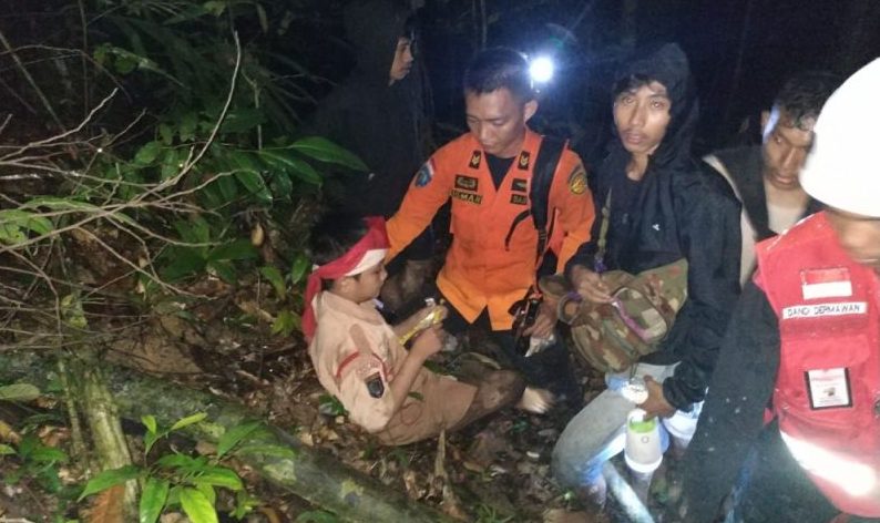 Tim Sar Temukan 23 Anggota Pramuka yang Tersesat di Hutan Kolaka