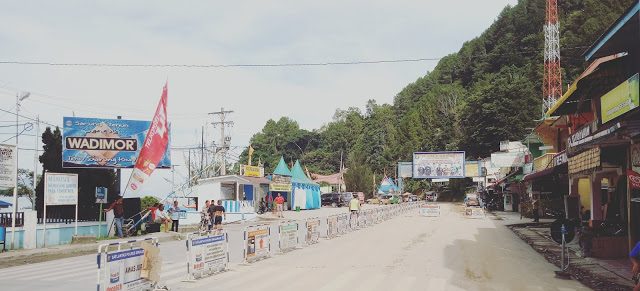 Longsor Daerah Jembatan Ganda Sebabkan Antrian Panjang Lintas Parapat