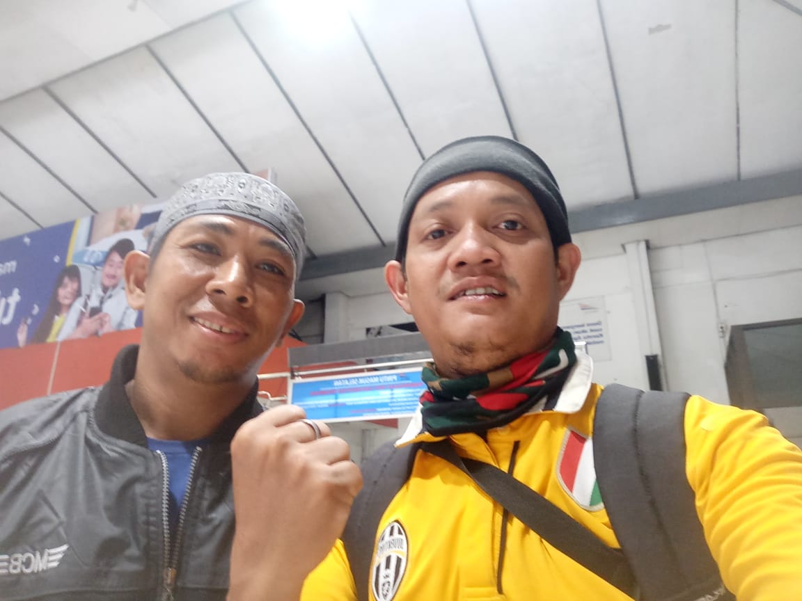 Dari Jatim-Jakarta Peserta Reuni Aksi 212 Berangkat Naik KA
