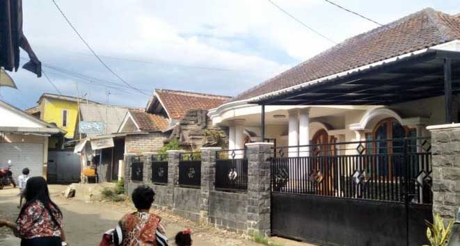 Kediaman Kadis dan Kabid SMP Disdikbud Cianjur Didatangi KPK