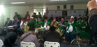 KH Maimun Zubair Doakan Prabowo Jadi Pemimpin