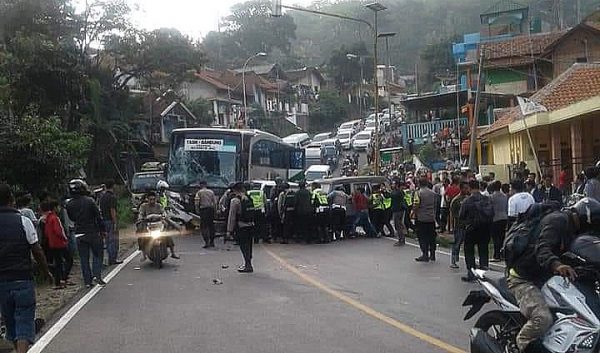Kecelakaan Beruntun Terjadi di Jalan Cagak Nagreg