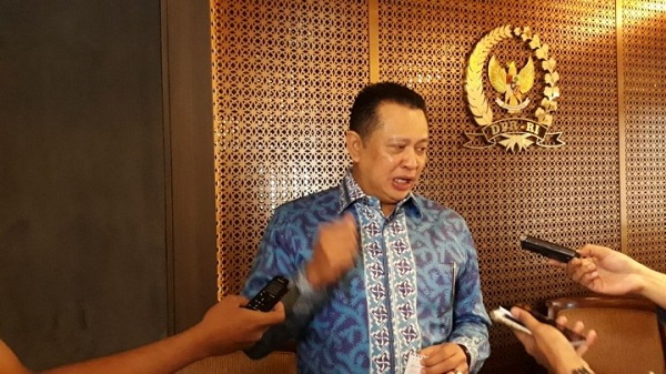 Ketua DPR RI Minta Pertamina dan Polri Menyelidiki Penyebabnya Kelangkaan BBM di Terjadi Sejumlah Daerah,