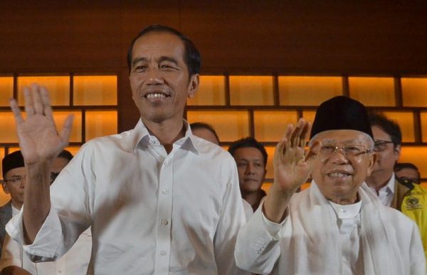 Versi Quick Count Lima Lembaga Survei Unggulkan Jokowi-Ma’ruf Amin