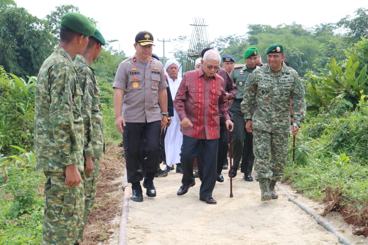 Kapolda Banten Hadiri Kegiatan Syukuran Batalyon Mandala Yudha