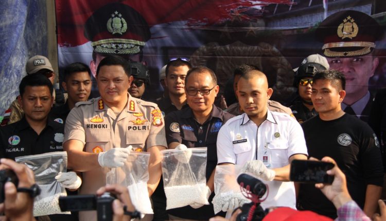 Polres Metro Jakarta Barat Bongkar Pabrik Sabu Kualitas Impor