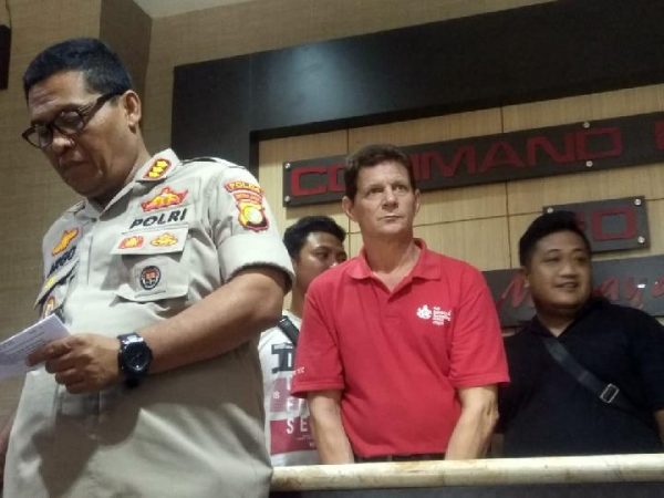 Kritik Pemerintah Indonesia Mantan Tentara USA Jerry Duane Gray Ditangkap Atas Dugaan Ujaran Kebencian