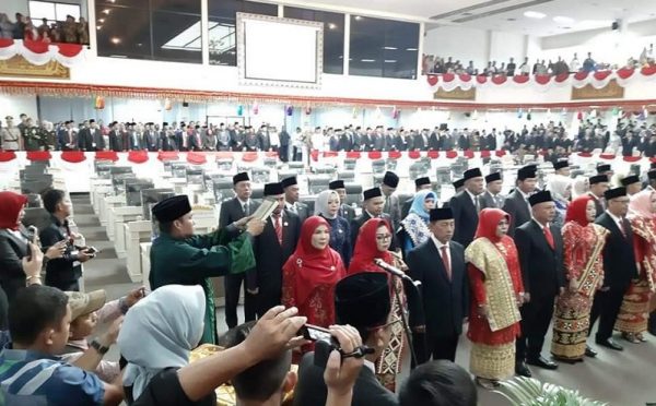Pengucapan Sumpah Janji Anggota DPRD Lampung, Satu Anggota Absen