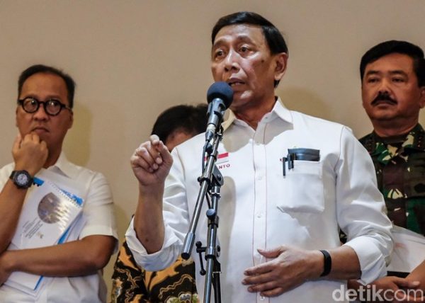 Dua Mahasiswa Universitas Halu Oleo Kedari Wafat, DPR Desak Presiden Copot Wiranto