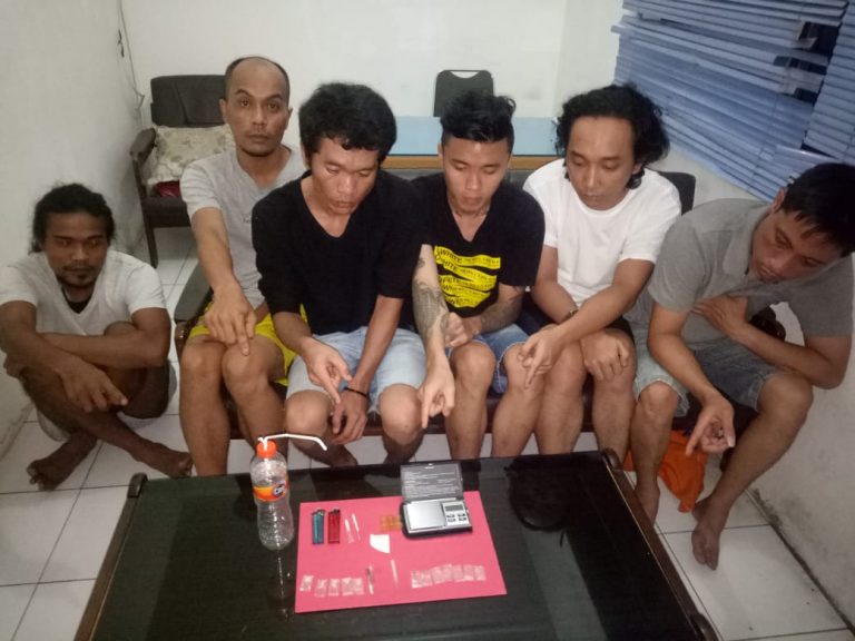 Oknum PNS dan 5 Gembongnya Terciduk Sedang Pesta Shabu-Shabu di Dalam Kamar Hotel