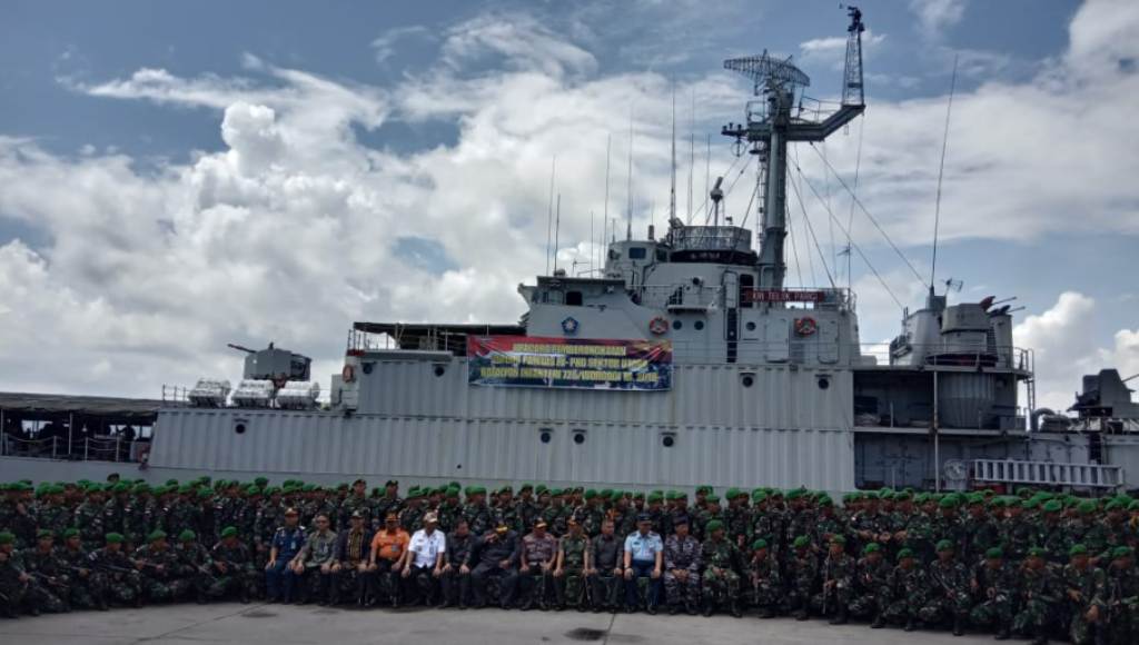 450 Personil TNI AD Yonif 725 Woroagi Diberangkatkan ke Papua