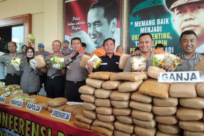 Dua Karung Sabu dan Ratusan Kilo Ganja Diamankan Jajaran Polda Lampung