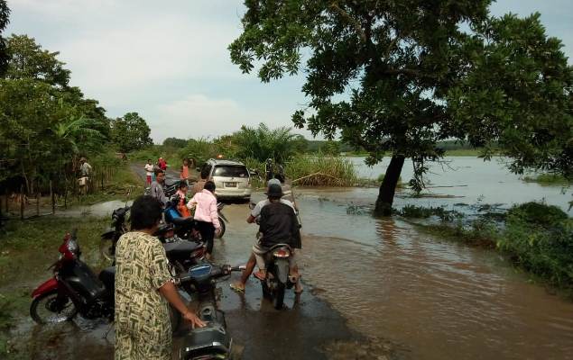 Jalan Penghubung Tubaba-Way Kanan Terendam Banjir