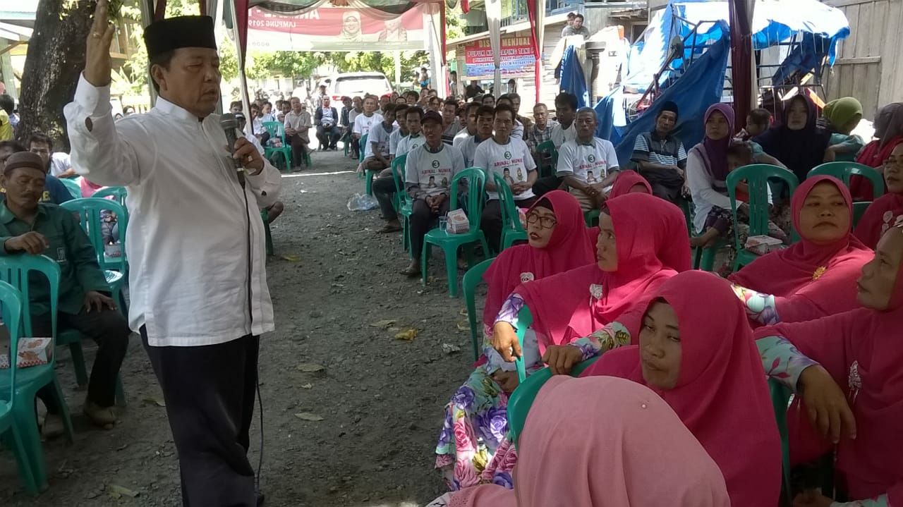 Warga Pesibar Antusias Sambut Cagub Nomor Urut 3 Arinal Djunaidi