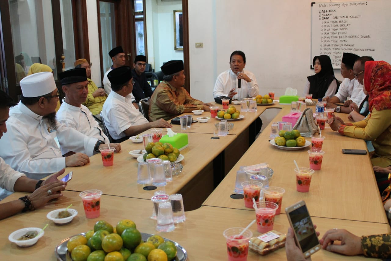 Silaturahmi dan Buka Puasa Bersama Tim Kerja Pemenangan, Arinal-Nunik Optimis Raih Kemenangan