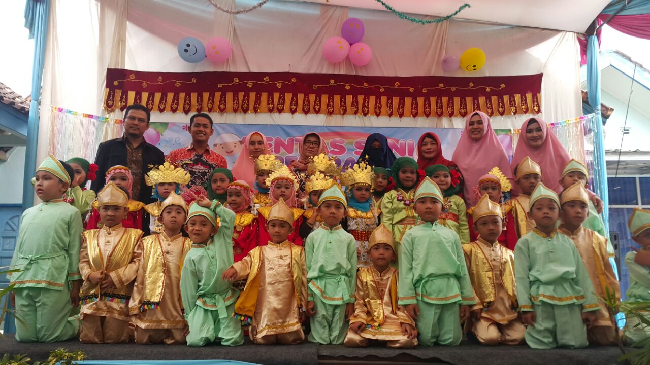 TKIT Pelita Khoirul Ummah Gelar Pentas Seni dan Pelepasan Siswa