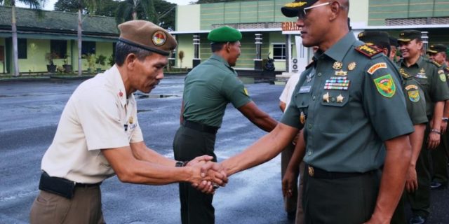 Danrem 043/G Kolonel Kav Erwin Djatniko S.SOS, Halal Bihalal Bersama Anggota