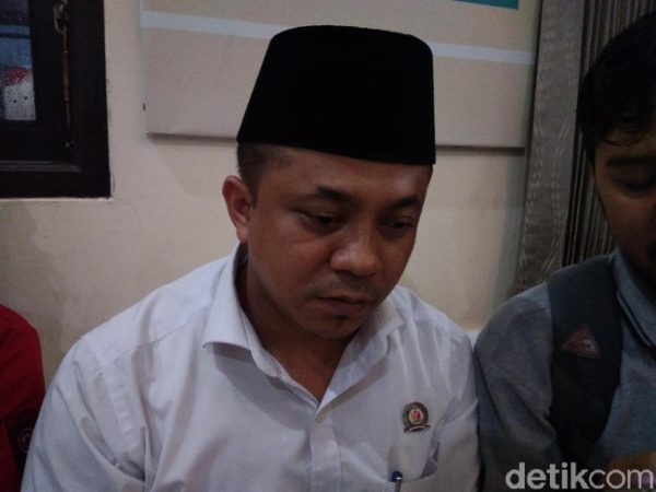 Polisi Tangkap Komisioner KPU Ade Sudrajat dan Ketua Panwaslu Kabupaten Garut Heri Hasan Basri