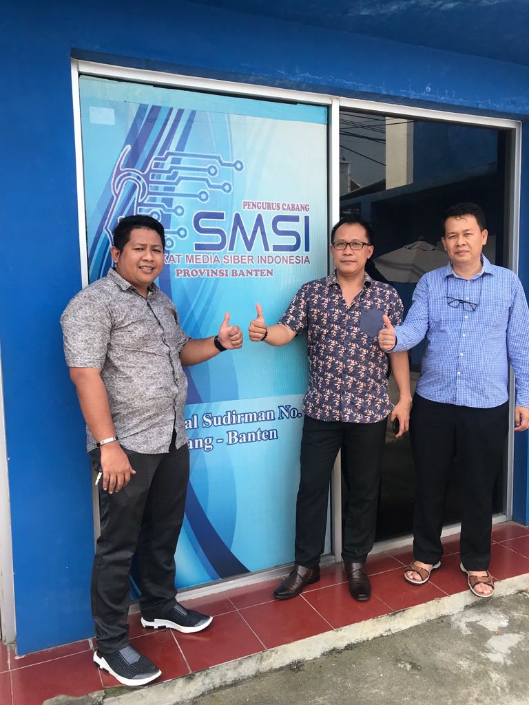 Ketum SMSI Pusat sosialisasi Server Bersama dan News room SMSI di Banten