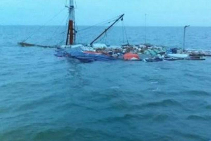 KM Berkat Jambi-Batam Tenggelam di Perairan Mentuda