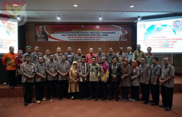 Lamsel Jadi Tujuan Study Banding Pemkab Bantul dan Maringin  Belajar Program Gerbang Desa