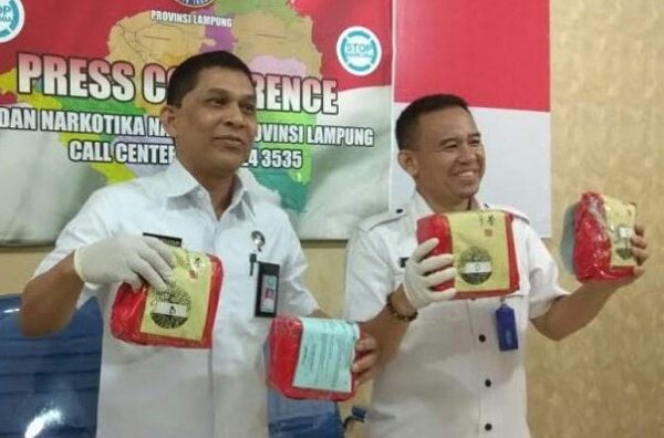 Baru Bertugas Brigjen Ery Nursatari Gagalkan Peredaran 7,2 kg Sabu Masuk Lampung