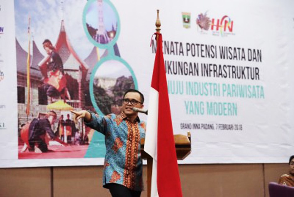 Abdul Azwar Ceritakan Sejarah Kemajuan Wisata Banyuwangi