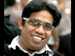 Partai Politik Dalam Progres Kepentingan Publik