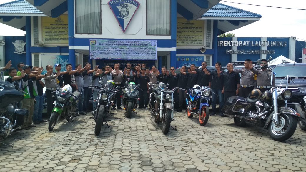 Gandeng Klub Otomotif Ditlantas Polda Lampung Cegah Hoax