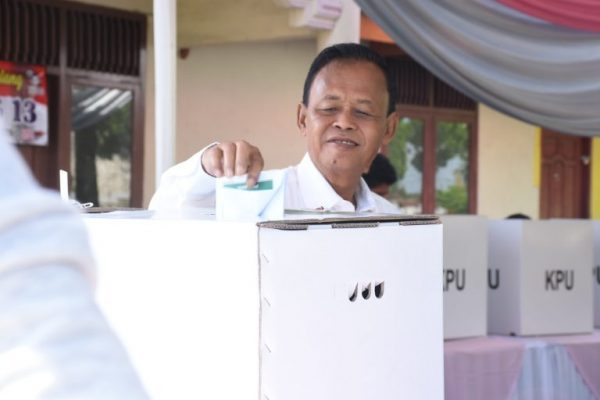 Pairin Nyoblos di TPS 13 Metro Pusat