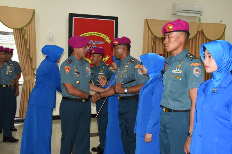 Danpasmar-2 Terima Pelaporan Kenaikan Pangkat Perwira Pasmar-2