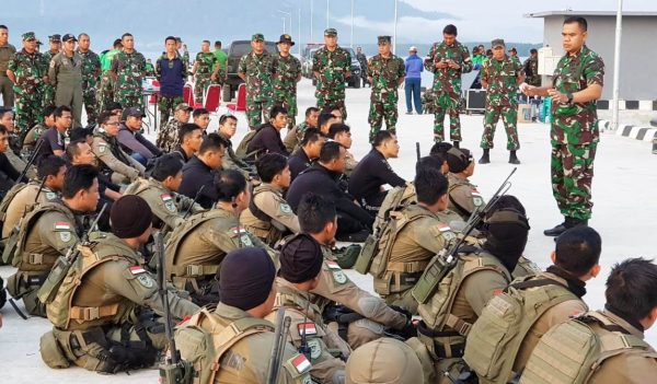 Serangan Kilat Batalyon Intai Amfibi Marinir Bebaskan Sandera di Dermaga Caligi Pesawaran