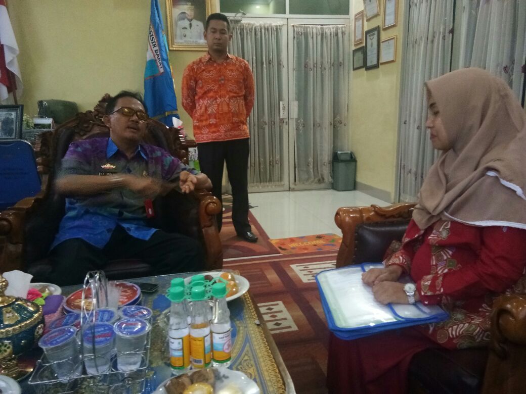 Bupati Pesibar Geram, SK Tenaga Kontrak Diperjual Belikan