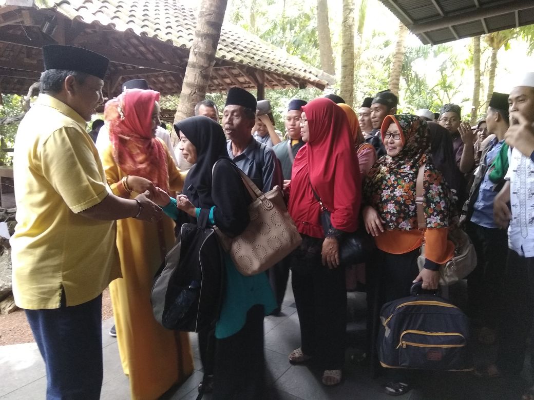 Wisata Religi Cara Arinal Serap Aspirasi Dari Dekat