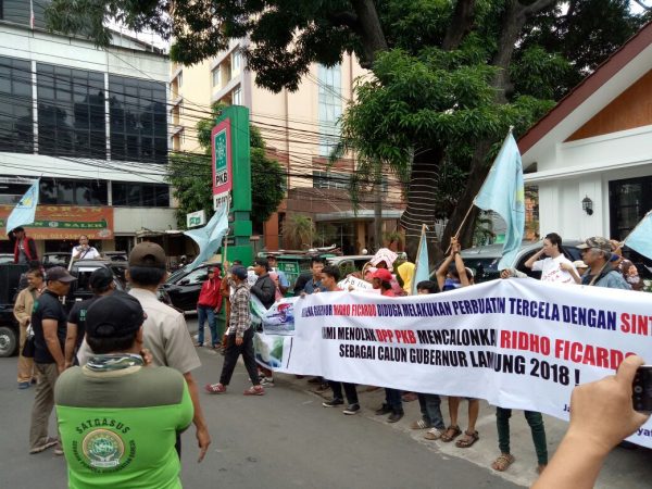JKL Lampung Demo Soal Cagub di DPP PKB