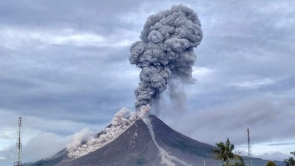Gunung Sinabung Kembali Erupsi