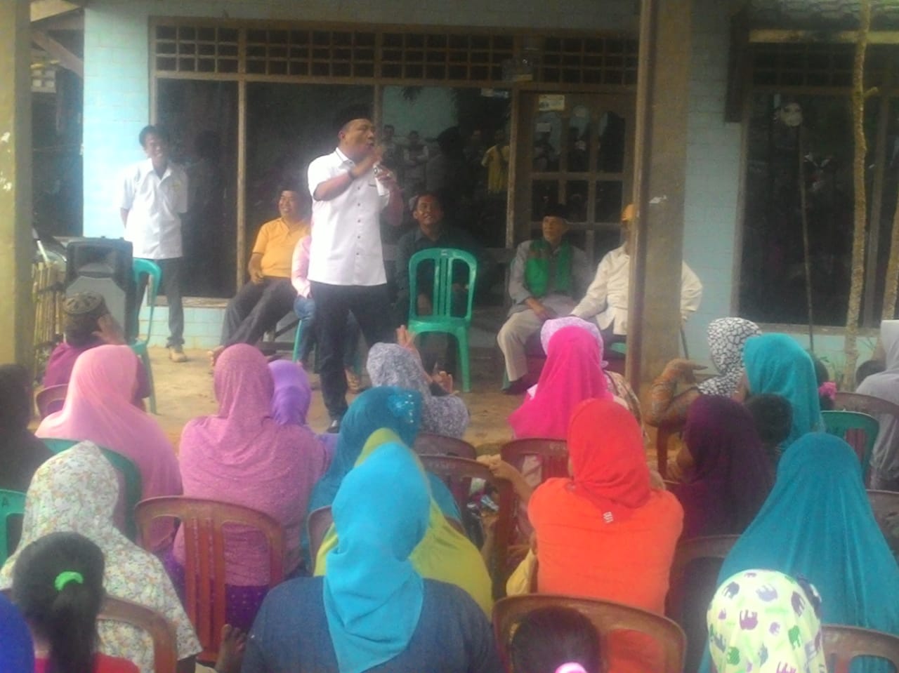 Aprozi Alam Wakafkan Dirinya Demi Masyarakat Lampung Utara